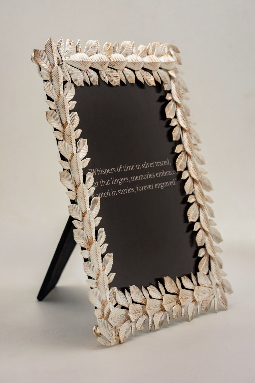 ETERNAL LEAVES PHOTOFRAME