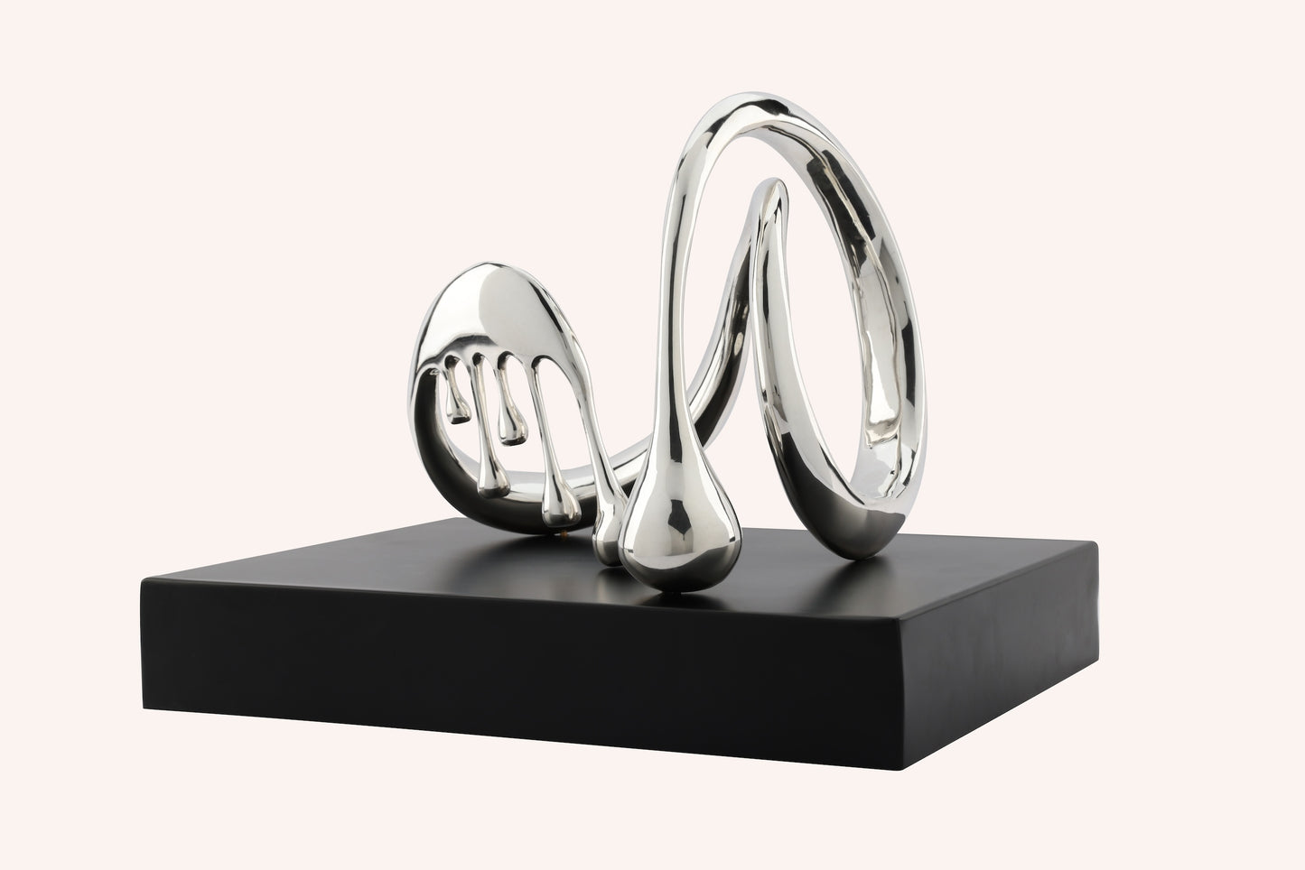 Raindrop Centrepiece