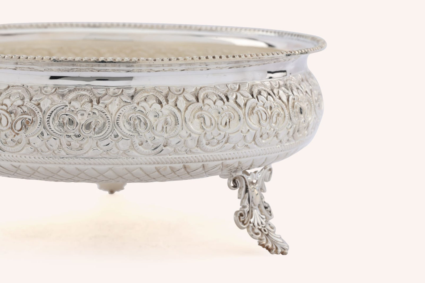 Nakshi Silver Urli