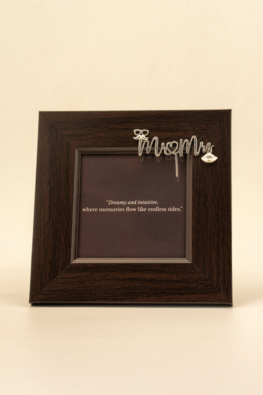 Mr & Mrs Frame