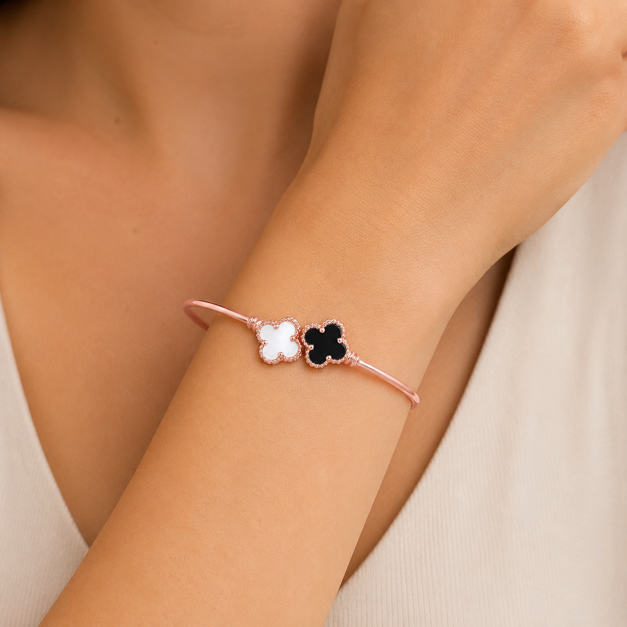 Yin & Yang Clover Bracelet in Rose Gold